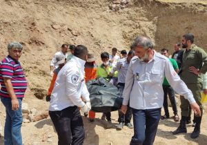 ریزش دیوارسنگی در کیلان یک کشته بر جای گذاشت/ اخطارهای لازم به مالک داده شده بود