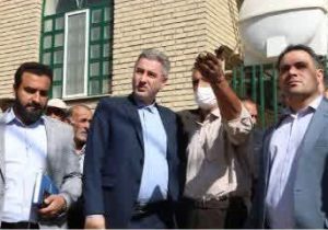 پیگیری تعیین تکلیف آرامستان و بهسازی و آسفالت معابر روستای «مومج» دماوند