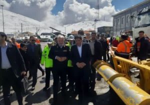 بازدید هوایی معاون اول رئیس جمهور از محورهای هراز و فیروزکوه