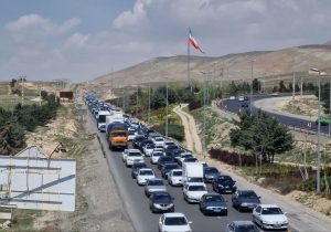 ترافیک فوقسنگین در محور هراز و فیروزکوه/ هموطنانی از آغاز سفر پرهیز کنند