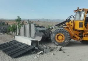 قلع‌ و‌ قمع ساخت و سازهای غیرمجاز در ولیران دماوند+ تصاویر