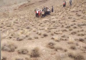 عملیات راپل اورژانس هوایی برای نجات یک مصدوم در ارتفاعات دماوند