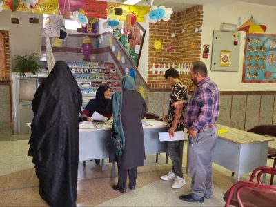 ادامه ثبت‌نام دانش‌آموزان تا پایان مردادماه در دماوند/ اخذ ۴ کد جدید مدرسه در حال پیگیری است