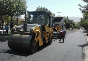 اجرای عملیات فاز دوم آسفالت روکش آسفالت بلوار شهید رجایی منطقه گیلاوند+تصاویر