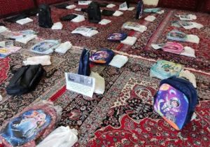 اجرای طرح یک کاسب یک دانشآموز در دماوند/ یکهزار بسته لوازم تحریر بین دانشآموزان نیازمند توزیع شد+ تصاویر