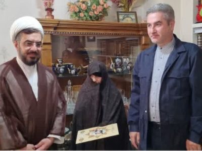 تکریم خانواده معظم شهید ورزشکار علی‌اصغر کرمانی در شهر دماوند+تصاویر