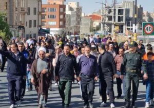 تصاویری از همایش بزرگ پیادهروی خانوادگی در دماوند+تصاویر