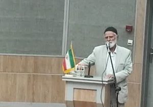 برگزاری عصر شعر هفته وحدت در فرهنگسرای وصال رودهن+تصاویر