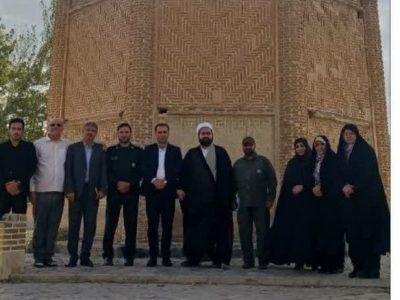 بازدید مسئولان از برج یادمان شبلی در شهر دماوند