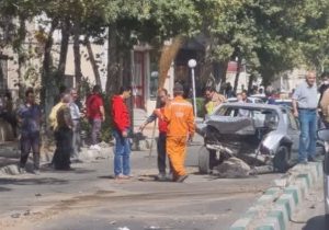 برخورد زنجیره‌ای ۵ دستگاه خودرو در خیابان فرهنگ شهر دماوند ۳ مصدوم برجای گذاشت+تصاویر