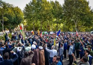 خروش مردم دماوند در پی حملات وحشیانه رژیم غاصب صهیونیستی/ دفاع از مظلومان وظیفه انسانی و مسلمانی است+ تصاویر