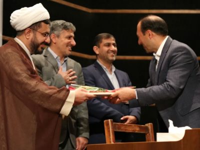 برگزاری ویژهبرنامه هفته کتاب در شهر دماوند/ مدیریت شهری از کتابداران تجلیل کردند+تصاویر