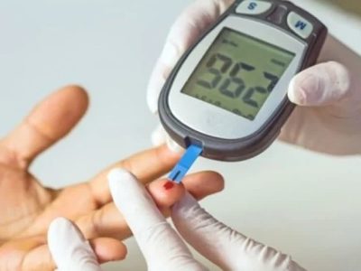 اجرای پویش ملی سلامت برای غربالگری دیابت و فشار خون بالا در دماوند/ دیابت و فشار خون امکان ایجاد عوارض گسترده در بدن را دارند