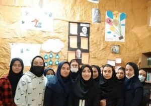 برپایی کافه فلسفه به مناسبت روز جهانی فلسفه در دبیرستان مریم عذرا شهر آبسرد/ تقویت روحیه تعاون، همکاری و همدلی بین دانشآموزان