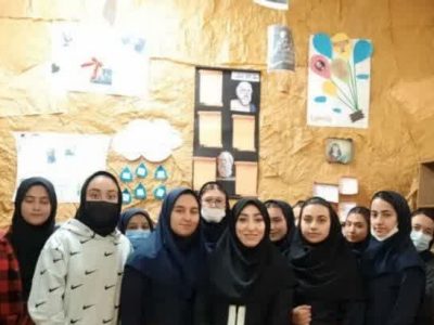 برپایی کافه فلسفه به مناسبت روز جهانی فلسفه در دبیرستان مریم عذرا شهر آبسرد/ تقویت روحیه تعاون، همکاری و همدلی بین دانش‌آموزان