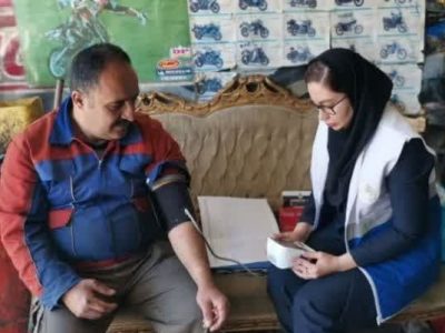 تاکنون ۲۵۵۴ نفر از شهروندان دماوندی مورد غربالگری بیماری دیابت و فشار خون قرار گرفتند+تصاویر