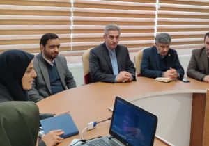 گفت‌وگوی صمیمی مسئولان با دانش‌‌آموزان هنرستان زینبیه شهر دماوند+ تصاویر