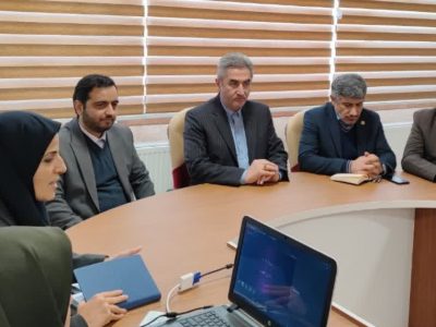 گفتوگوی صمیمی مسئولان با دانشآموزان هنرستان زینبیه شهر دماوند+ تصاویر