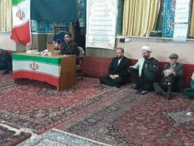 برگزاری نشست بصیرتی و بیان خاطرات انقلاب در محله کوهان+ تصاویر