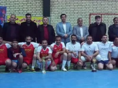 برگزاری فینال مسابقات فوتسال جام فجر در روستای آرو+ تصاویر