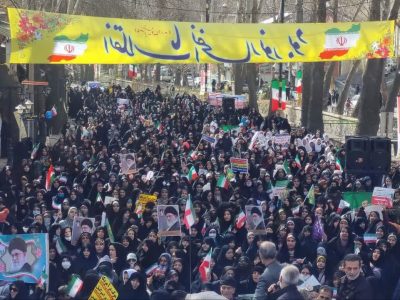 خروش دماوندی‌ها در راهپیمایی ۲۲ بهمن/ مردم دماوند ۴۵ سالگی انقلاب را جشن گرفتند+ تصاویر