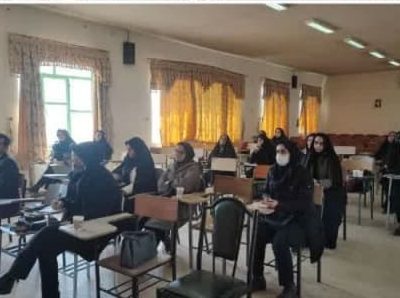 برگزاری جلسه توانمندسازی رابطین مشاور مدارس دماوند+ تصاویر