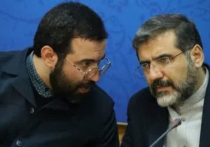 وزیر ارشاد پای درد دل جوانان و هنرمندان نشست