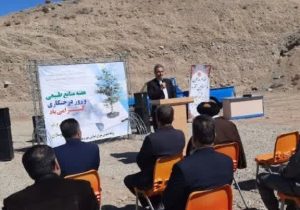 آیین روز درختکاری همزمان با هفته منابع طبیعی در شهر کیلان/ ۳۰۰ اصله نهال غرس شد