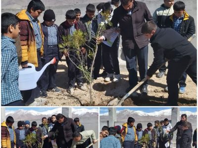 آیین روز درختکاری همزمان با هفته منابع طبیعی در شهر آبسرد