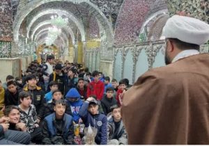 مراسم روزه اولیها ویژه دانشآموزان پسر در آستان مقدس امامزاده هاشم (ع) دماوند