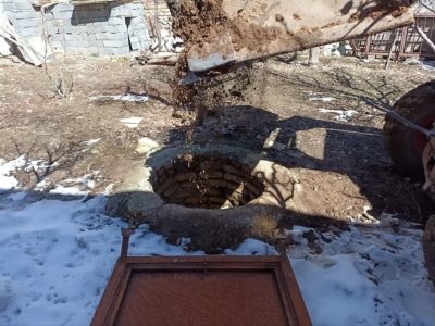 پر کردن ۳۲ حلقه چاه غیرمجاز در مناطق چشمه اعلا، چناران و مومج دماوند