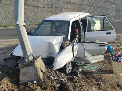 انحراف از مسیر پراید در محور دماوند – تهران یک مصدوم برجای گذاشت/ مسافران از رانندگی در حالت خواب‌آلودگی خودداری کنند+ تصاویر