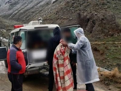 تلاش ۶ ساعته برای نجات ۵ فرد گیرافتاده در دریاچه هویر دماوند