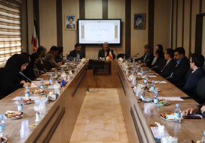 برنامه‌ریزی برای تحقق شعار سال با تولید علم و دانش در دماوند/ مدارس دماوند به نام شهدا نامگذاری می‌شوند