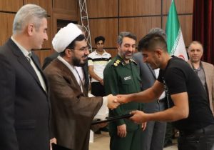 برگزاری آیین گرامیداشت روز جهانی کار و کارگر در دماوند/ ۴ خانواده باشکوه کارگران تجلیل شدند+ تصاویر