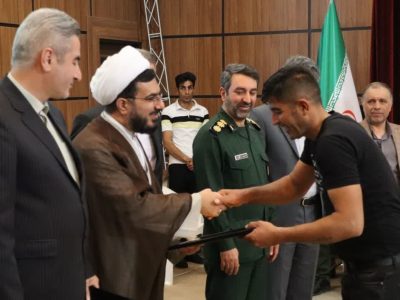 برگزاری آیین گرامیداشت روز جهانی کار و کارگر در دماوند/ ۴ خانواده‌ باشکوه کارگران تجلیل شدند+ تصاویر