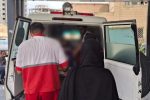 انتقال خانم ۵۴ ساله توسط جمعیت هلالاحمر دماوند به مرکز درمانی