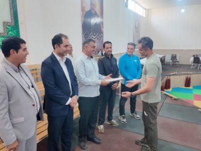 برگزاری سومین المپیاد ورزشی در رشته فوتبال دستی در ندامتگاه دماوند