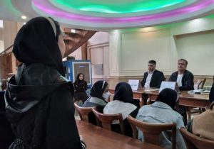 برگزاری نشست نقد کتاب به همت کانون قدسیه دماوند+ تصاویر