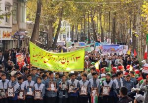 طنین فریاد استکبارستیزی در دماوند/ ۱۳ آبان امسال ماندگار شد+ تصاویر