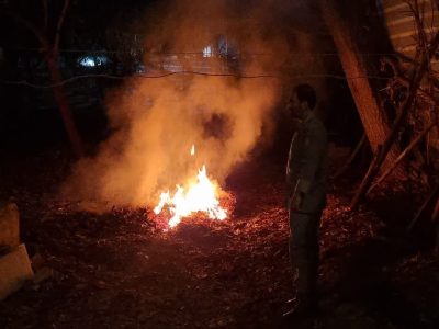 برخورد یگان حفاظت محیط زیست با متخلفان برگسوزی در شهر دماوند+ تصاویر