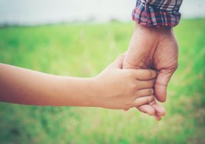 روز پدر؛ تجلی عشق و ایثار