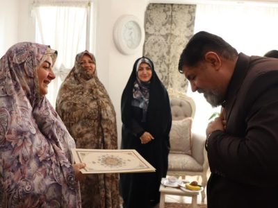 دیدار سرپرست فرمانداری دماوند با ۳ خانواده شهید/ حیدری‌آزاد: خانواده‌های شهدا، اسوه‌های صبر و پایداری‌اند