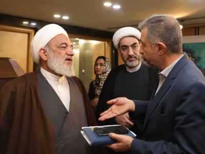 آثار خوبی از هنرمندان دماوند مجلس به نمایش درآمد/ هنرمندان دماوندی به زیبایی هنر را در خدمت دین و مقاومت به کار گرفتند