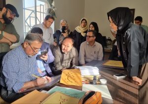 «مشق عشق» در دماوند؛ طنین هنر انقلاب بر بوم خوشنویسی+ تصاویر