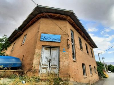 آقاجان‌احمدی: قوانین آموزش و پرورش مانع اصلی تعیین تکلیف شده است