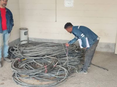 جمع‌آوری بیش از ۶۰ انشعاب غیرمجاز برق در جاده وادان دماوند