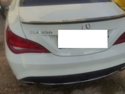 توقیف خودروی بنز فاقد مجوز قانونی در دماوند+ تصویر