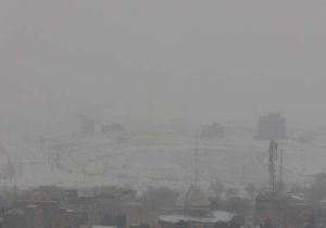 بارش پراکنده برف و بوران در دماوند/ کاهش دمای هوا طی ۲ روز آینده+ تصاویر