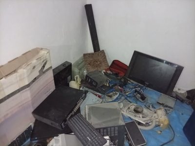 سارقان اماکن خصوصی در رودهن به دام افتادند/ اعتراف به ۱۲ فقره سرقت در مهرآباد